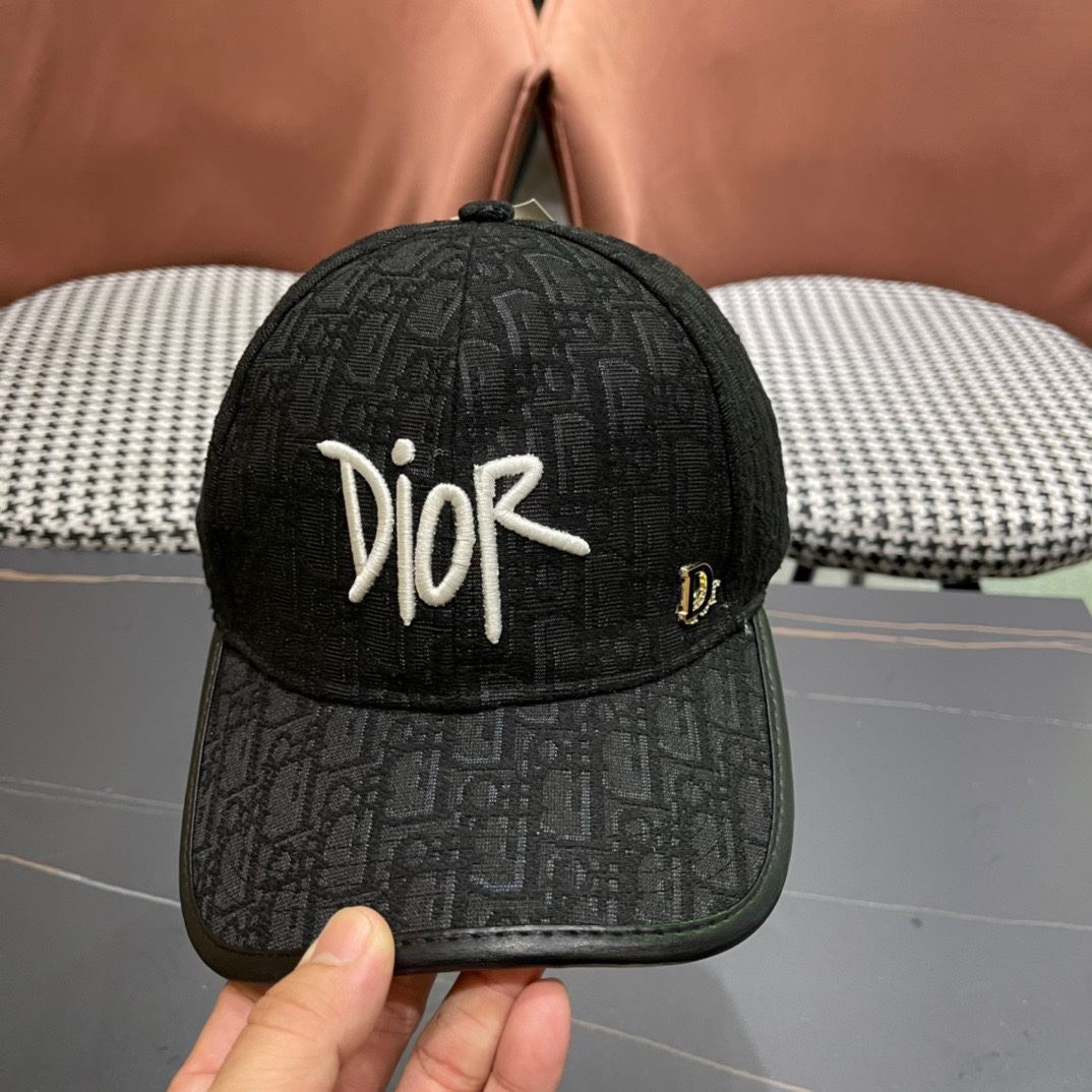 Christian Dior Caps